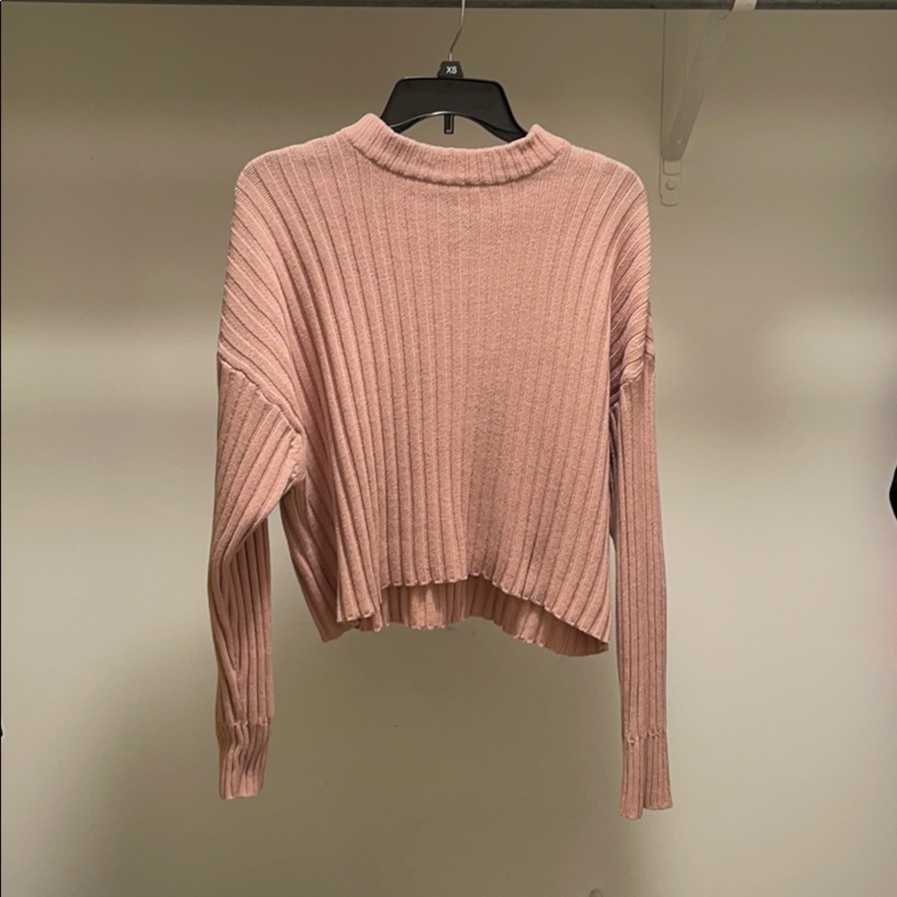 light pink american eagle sweater